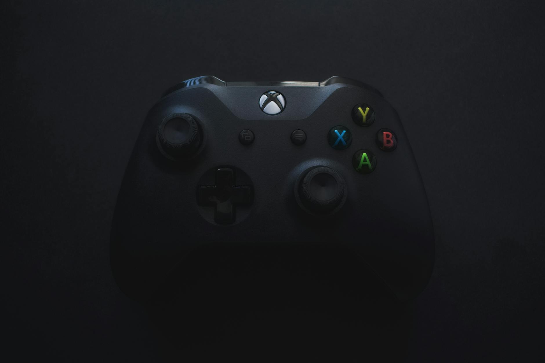 The Evolution of Multiplayer Gaming: From LAN Parties to Online Communities